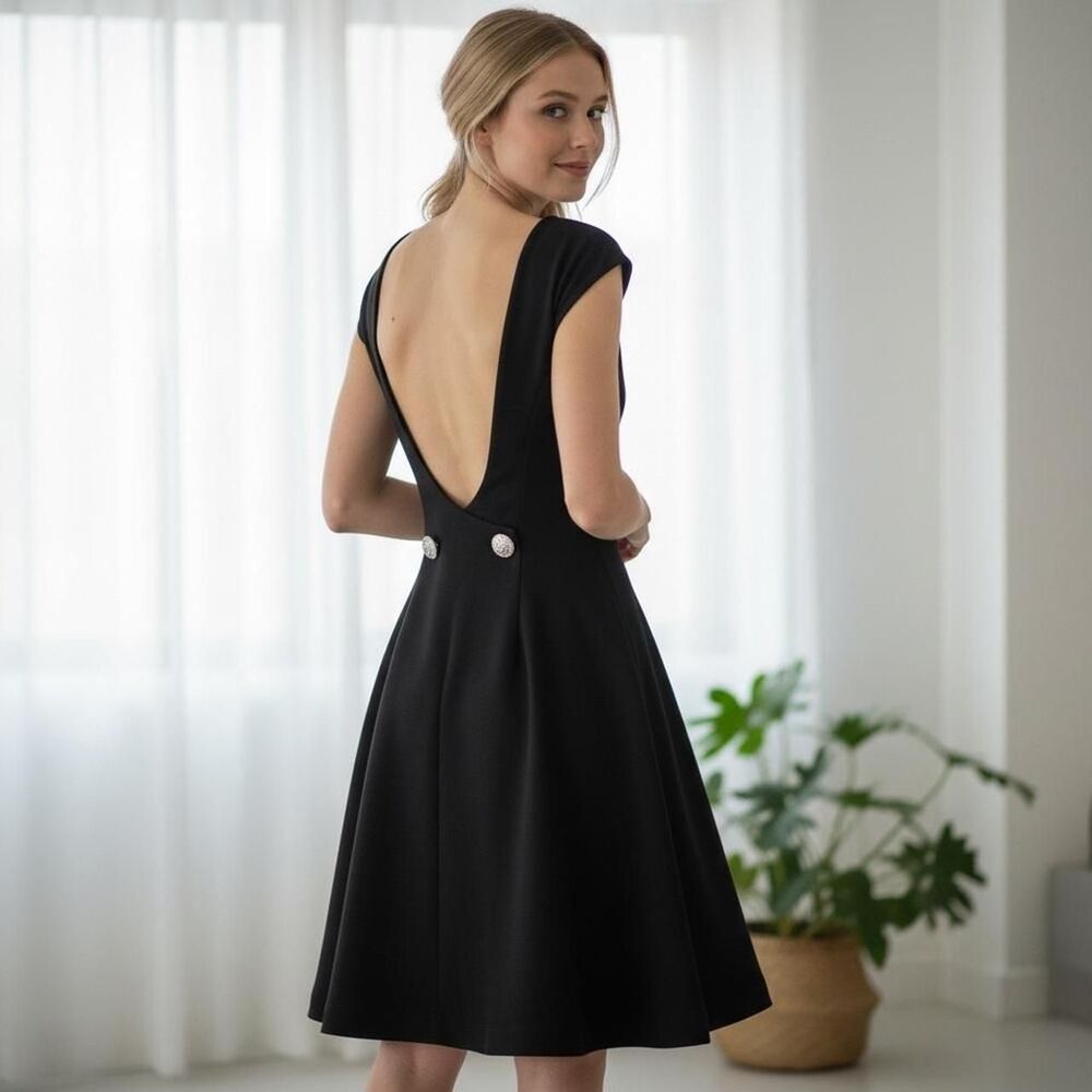 Petite-francaise Women's Black and Silver Dress